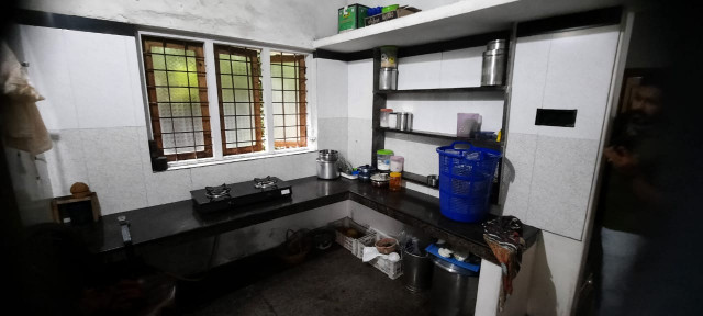 A Beautiful 2 Floor Independent House in the Center of Gudalur 