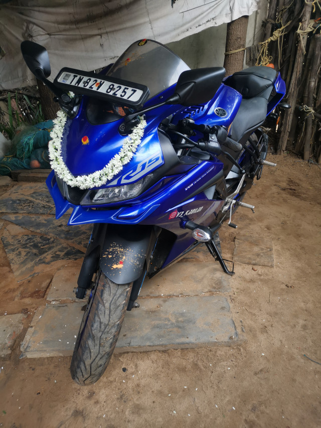 Yamaha r15 v3 