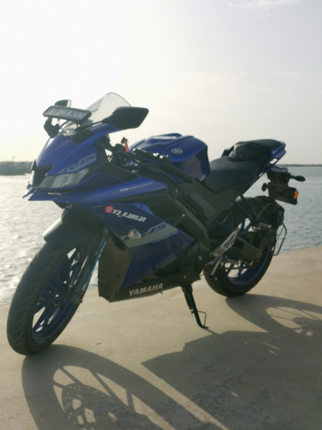 Yamaha r15 v3 