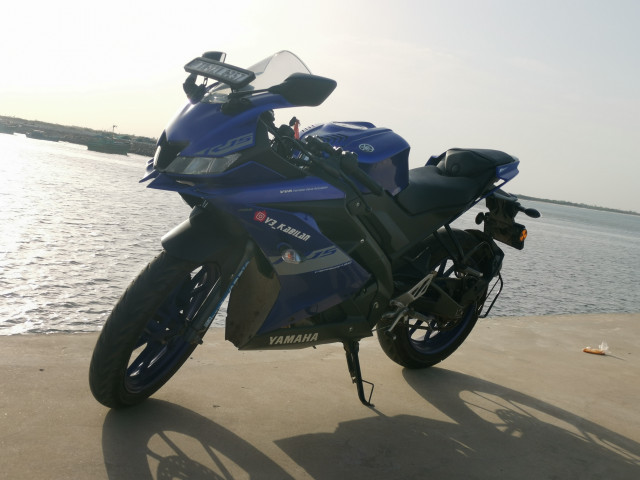 Yamaha r15 v3 