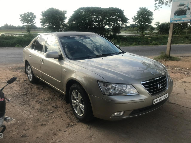 Hyundai Sonata diesel car is excellent condition 