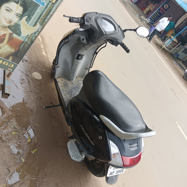 Honda Activa model 2010