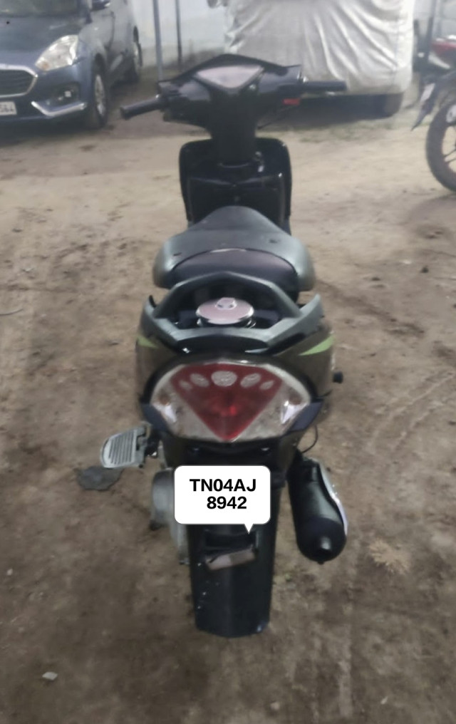 TVS SCOOTY STREAK 2012 MODEL GOOD RUNNING CONDITION   CONTACT   :7200199913 ,LOCATION. : VANIYAMBADI  ????PRICE.         :17500/-  ????️MAKE.      : TVS ????️ MODEL     : SCOOTY STREAK  ????YEAR.       : 2012 ????️VARIENT.  : BS4 ????????‍????OWNER    : S