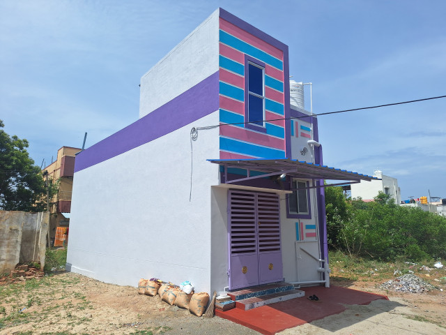 House for selling at Navalpattu  Annanagar, OFT,Trichy. 