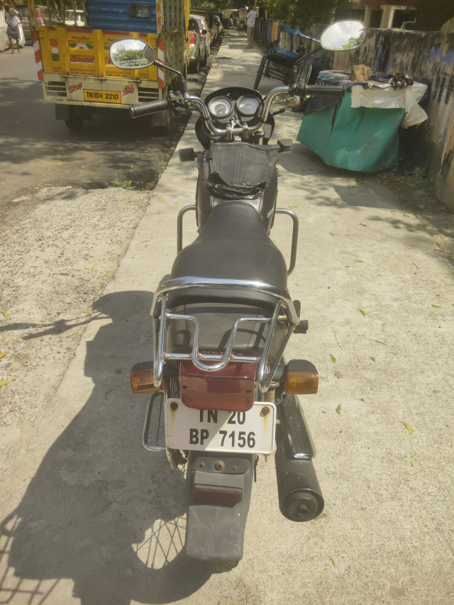 Hero Honda Splendor plus 2011 single owner on EXCELLENT CONDITION 