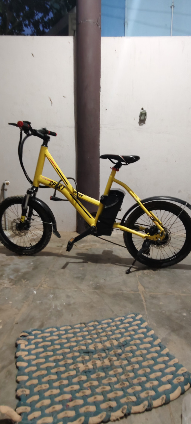 Urban E sport  cycle Urgent sale